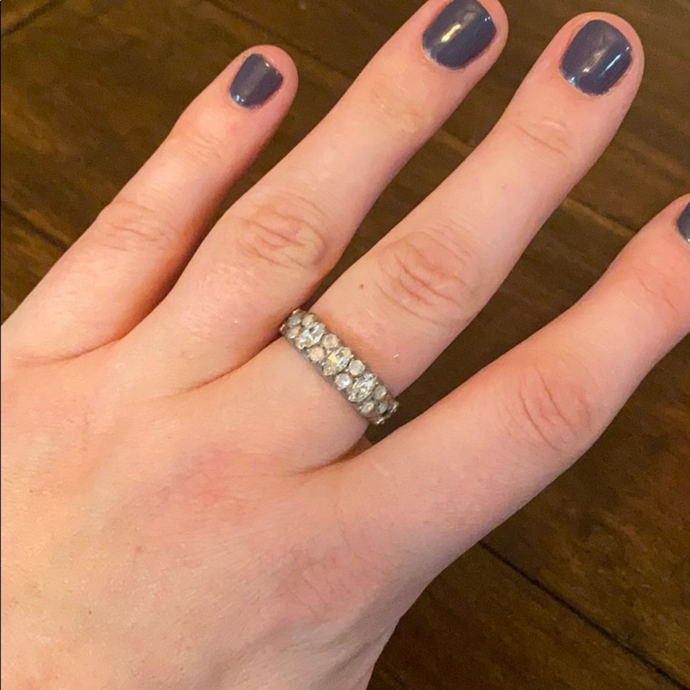 Sorelli Adjustable Ring
